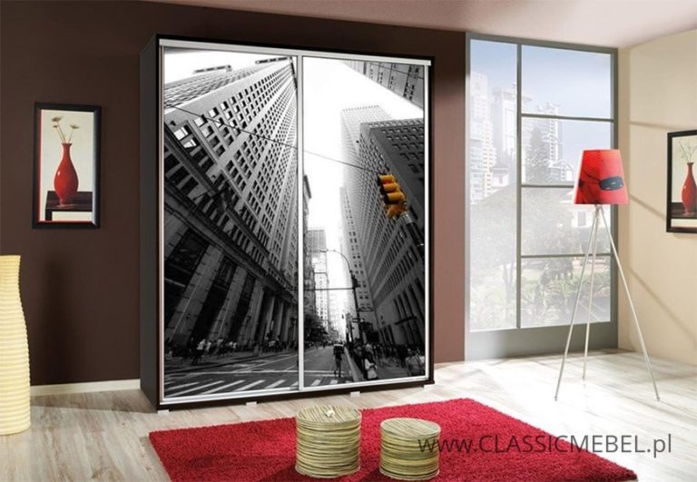 Szafa Penelopa 155 cm z motywem City - Kasztan Wenge - Maridex