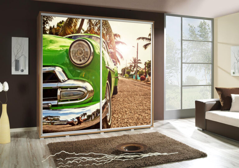 Szafa przesuwna Penelopa 205 cm z motywem Auto 2 - Dąb Artisan - Maridex