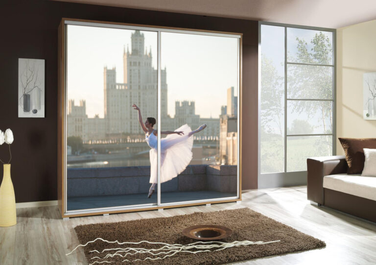 Szafa przesuwna Penelopa 205 cm z motywem Baletnica 1 - Dąb Artisan - Maridex